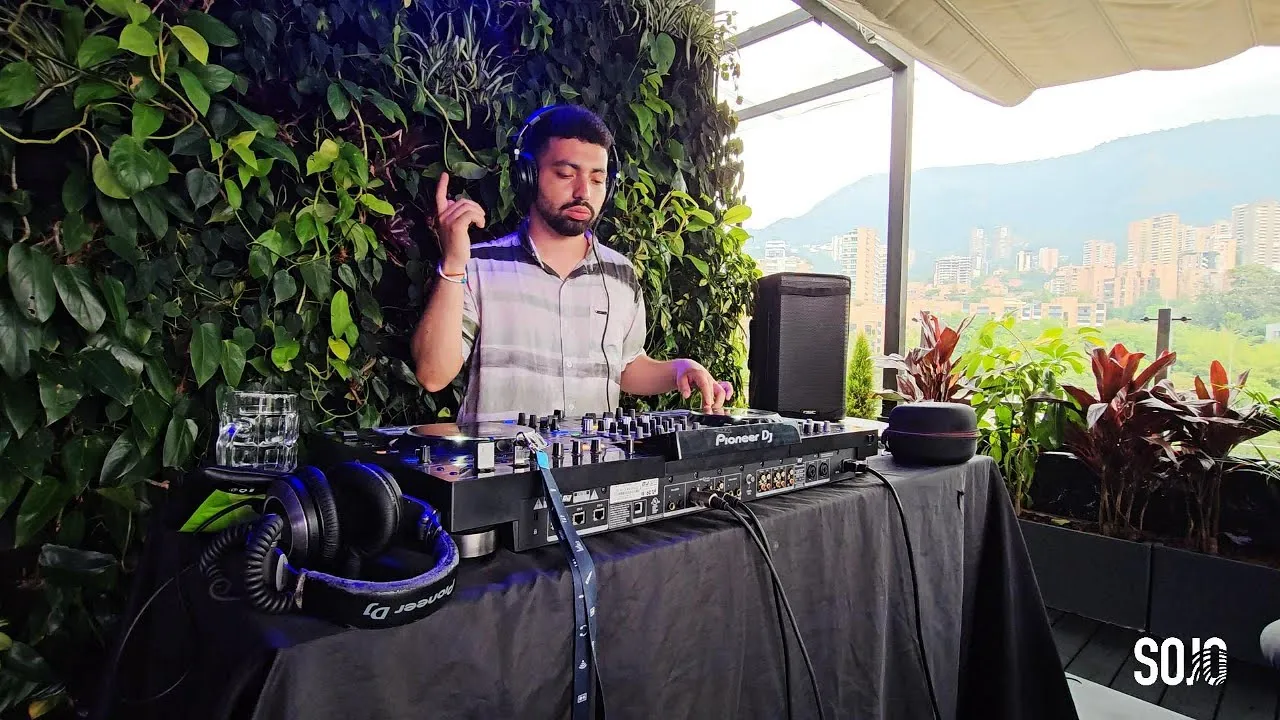 SOJO — 360 Rooftop Medellín